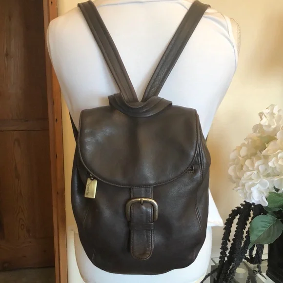 Classic Brown Leather Backpack with Adjustable Straps - Picture 1 of 5